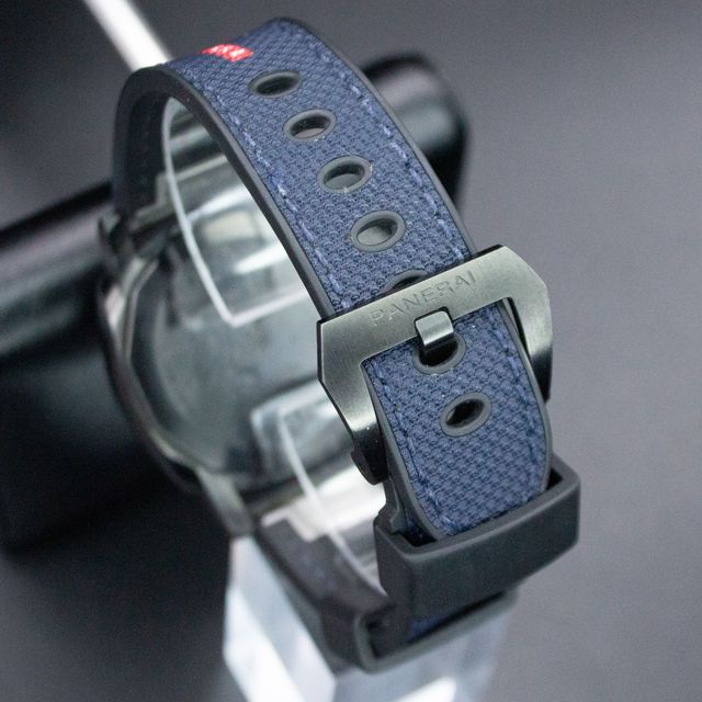 Panerai Luminor Luna Rossa PAM01408 Image 3